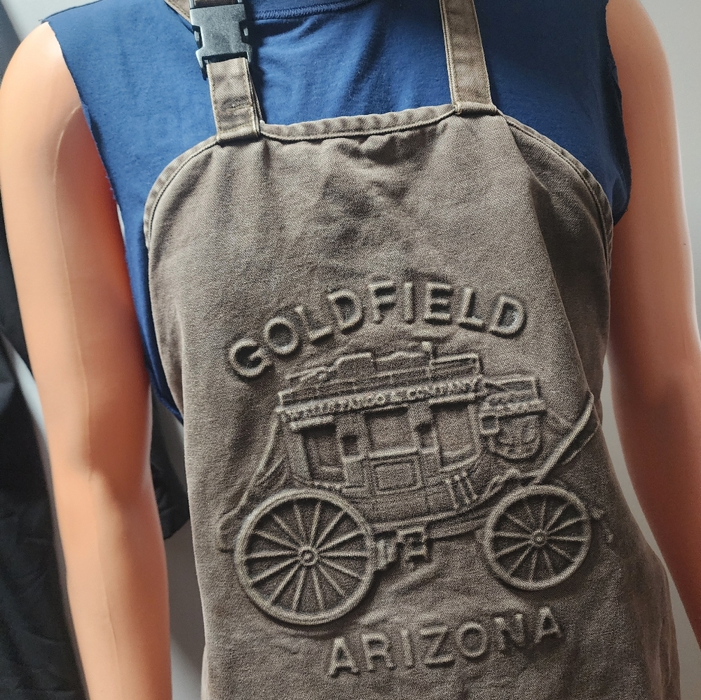 Goldfield, Arizona, Apron - Picture 2 of 7